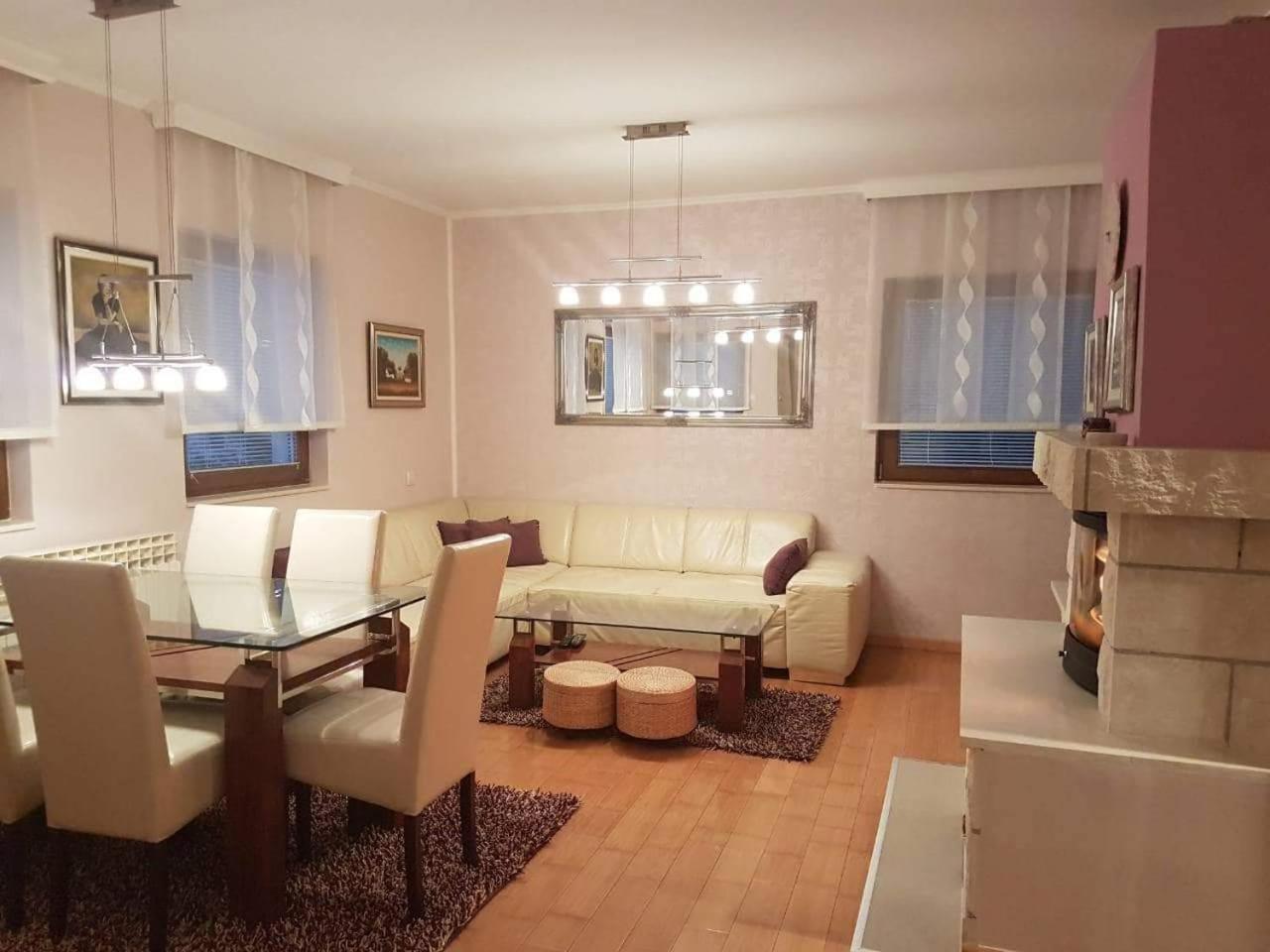 Apartman Lana 블라시츠 외부 사진